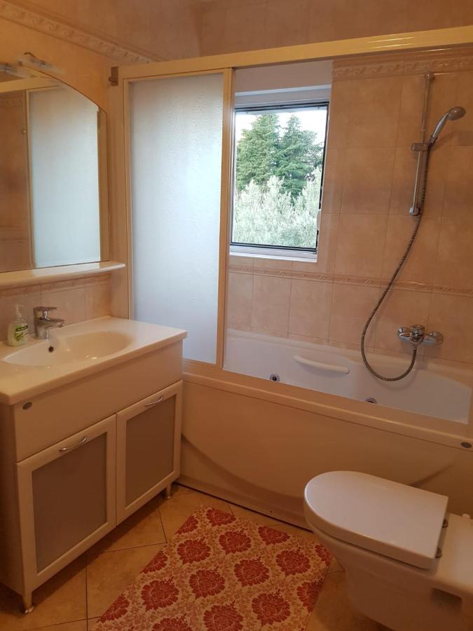 Apartment Mit Balkon Porec Exterior photo